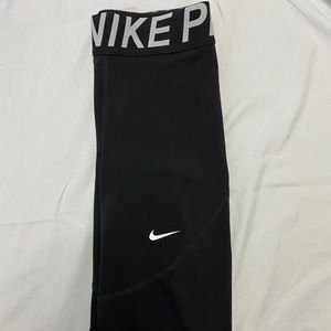 Nike pro mesh leggings
